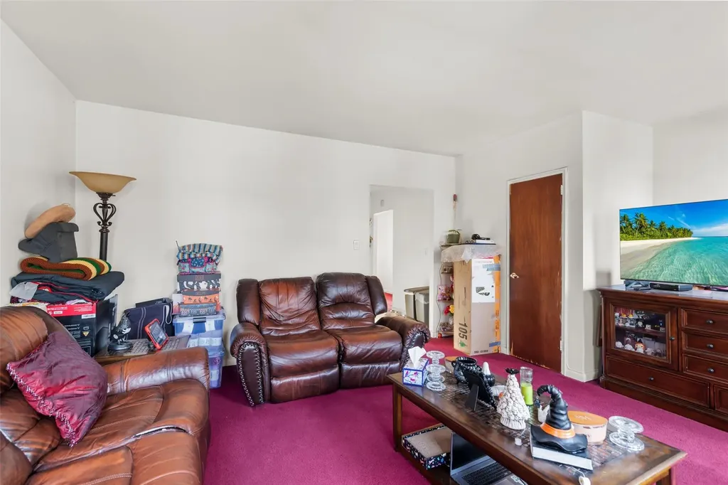 408 E 240th Street Bronx NY 10470