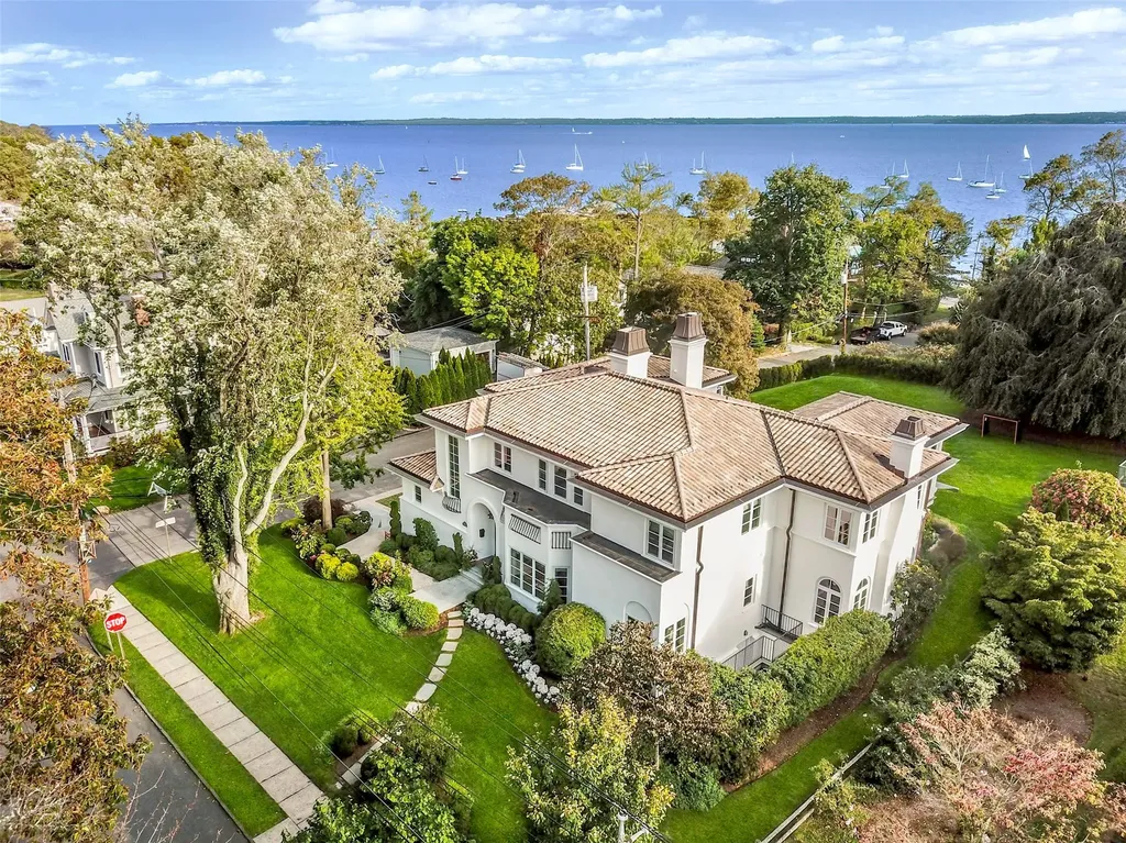 15 Helena Avenue Larchmont NY 10538