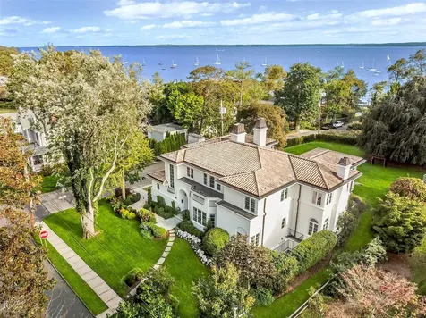 15 Helena Avenue Larchmont NY 10538