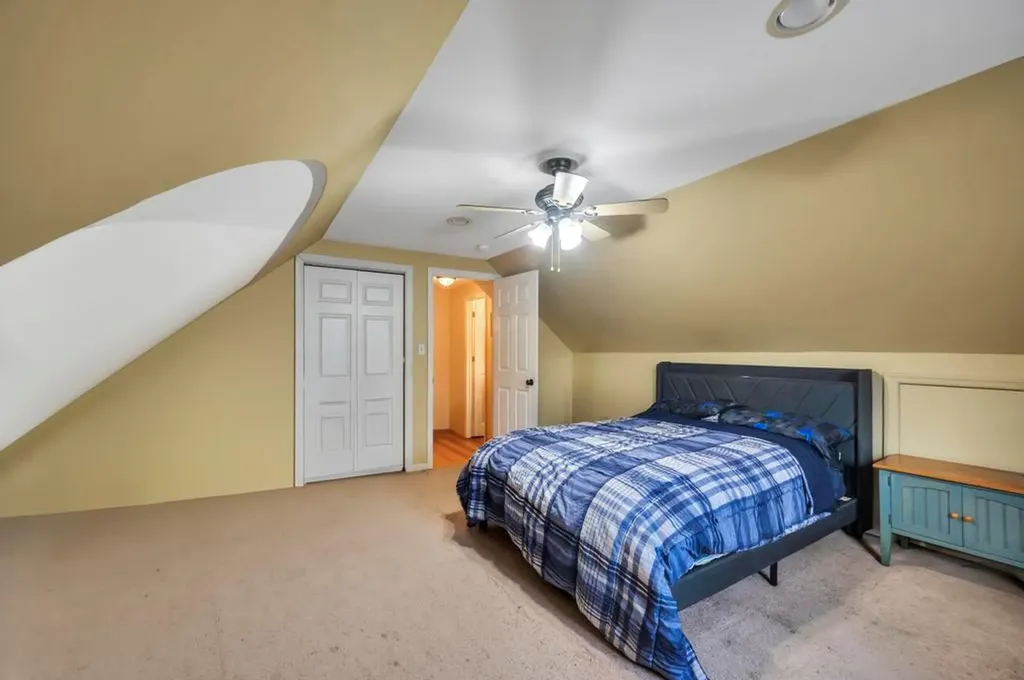 31 Meadowbrook Lane Valley Stream NY 11580