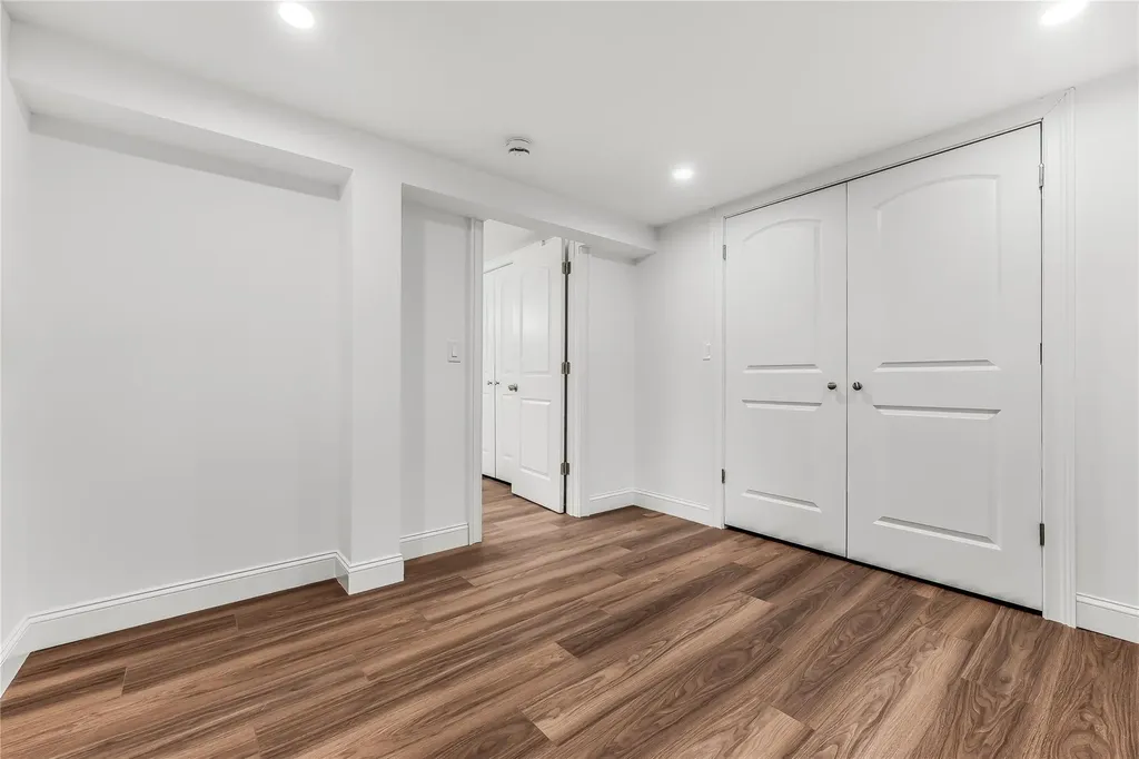 73 Liberty Boulevard Valley Stream NY 11580