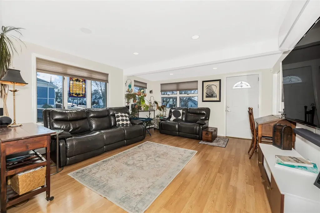 170 Jefferson Avenue Valhalla NY 10595