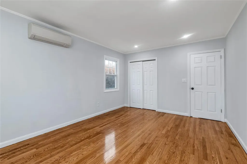 55 Harriman Avenue Hempstead NY 11550