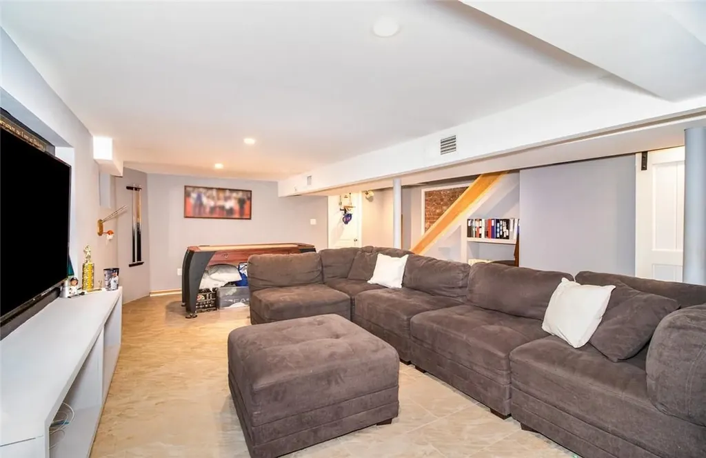 241 East 234th Street Bronx NY 10470