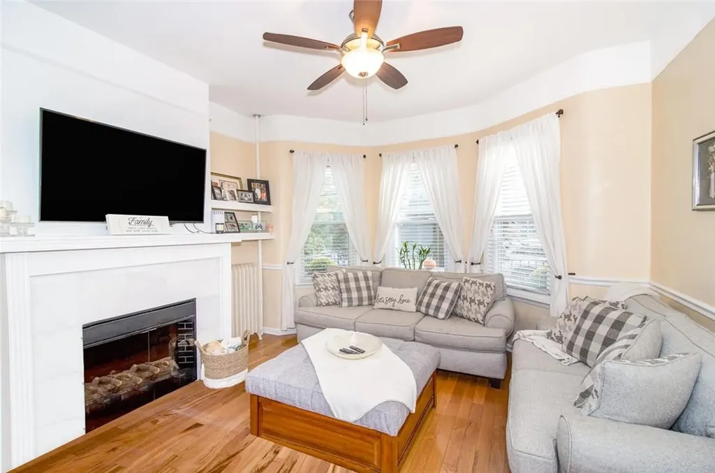 241 East 234th Street Bronx NY 10470