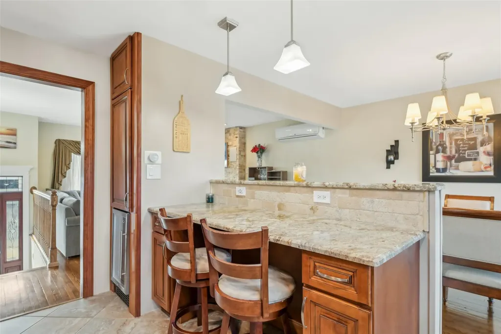 7 Plowboy Path Commack NY 11725