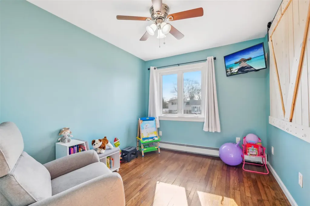 7 Plowboy Path Commack NY 11725