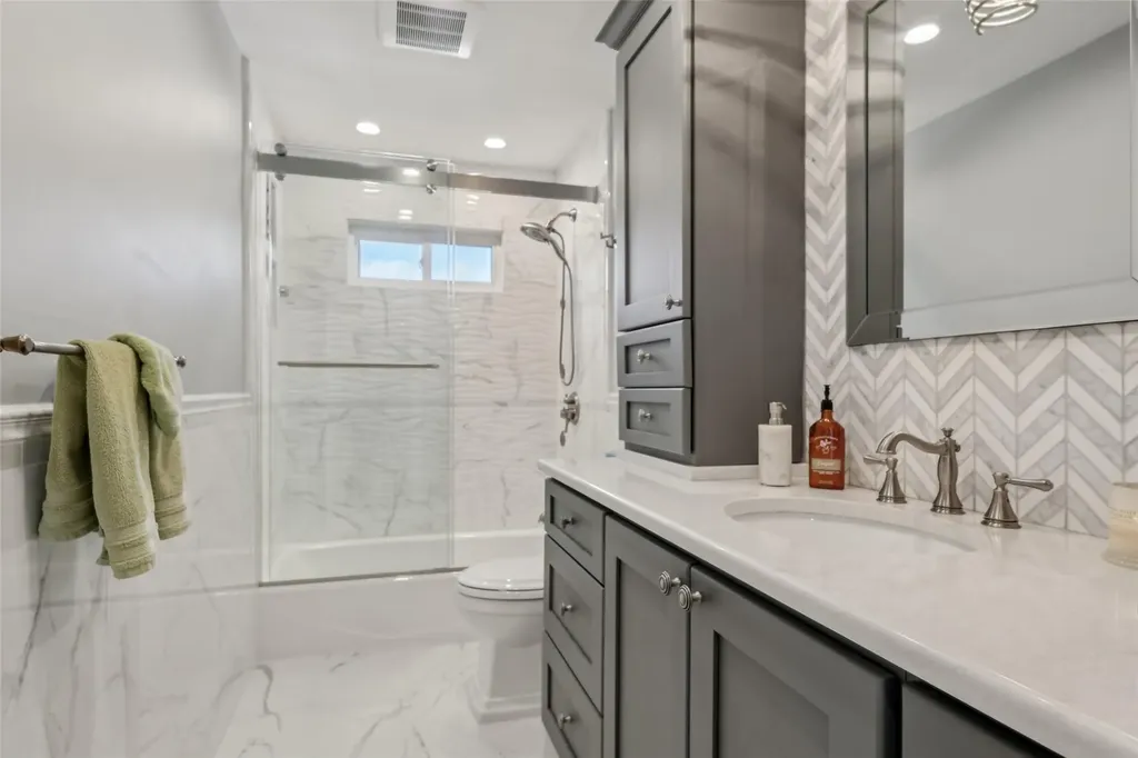 7 Plowboy Path Commack NY 11725