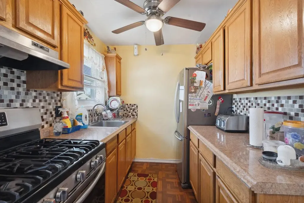 181 Elm Drive Bay Shore NY 11706