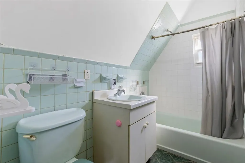 34 Elinor Place Yonkers NY 10705