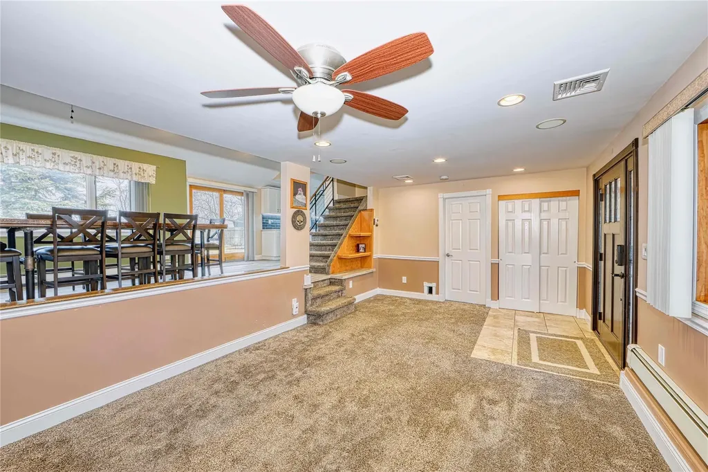 103 Dale Drive Oakdale NY 11769