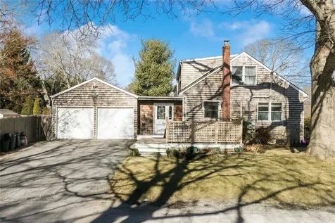 76 N Howells Point Road Bellport Village NY 11713