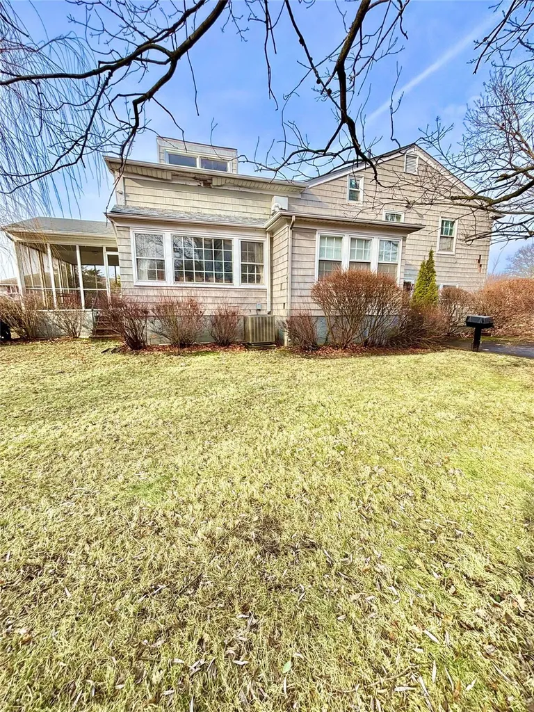 94 Lawrence Avenue Lawrence NY 11559