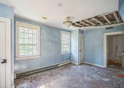 155 Royston Lane Oyster Bay Cove NY 11771