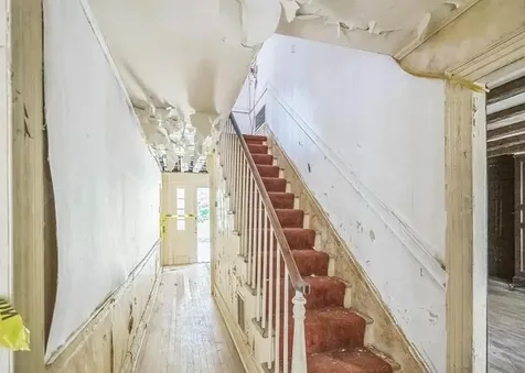 155 Royston Lane Oyster Bay Cove NY 11771