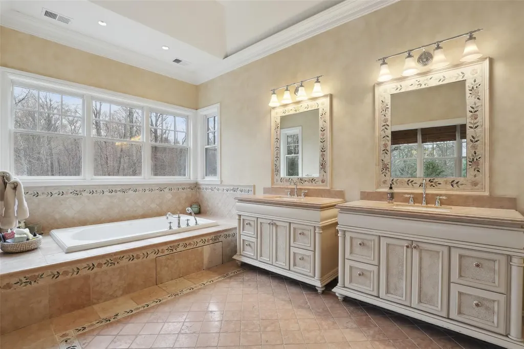 46 Stone Paddock Place Bedford NY 10506