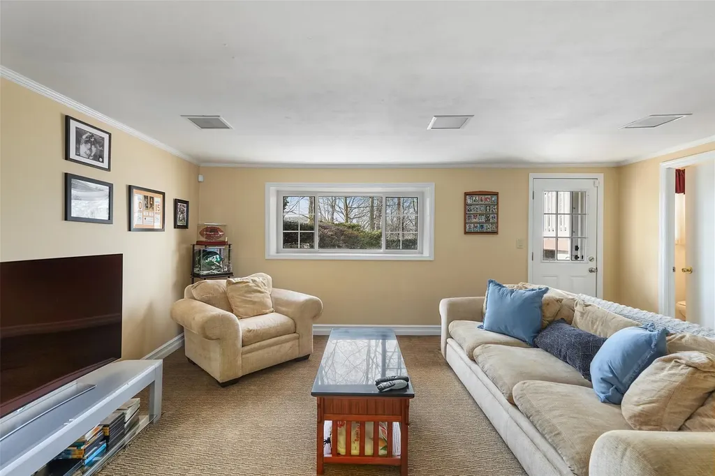1 Skytop Road Scarsdale NY 10583