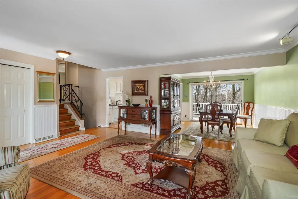 1 Skytop Road Scarsdale NY 10583