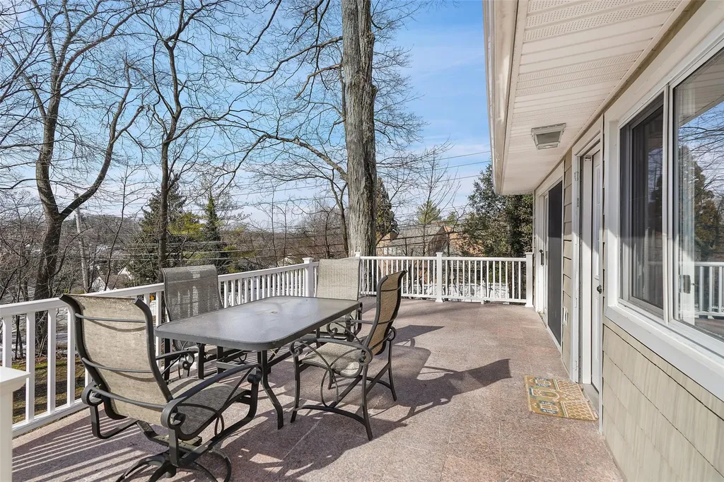 1 Skytop Road Scarsdale NY 10583