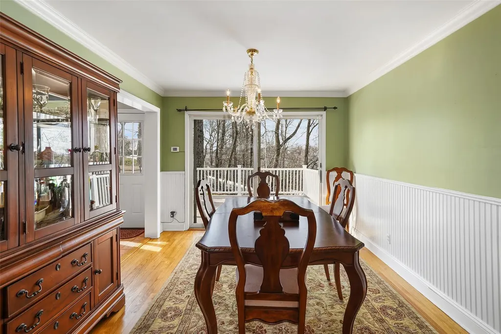 1 Skytop Road Scarsdale NY 10583