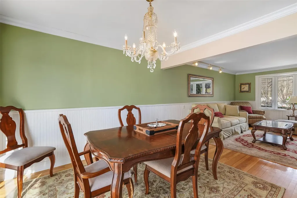 1 Skytop Road Scarsdale NY 10583