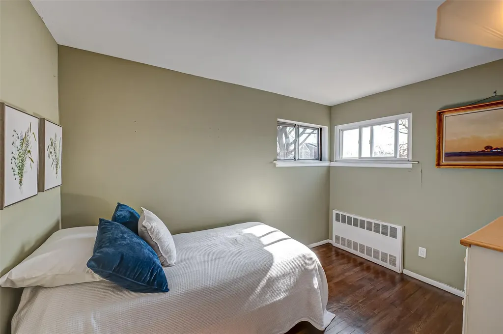 1555 Potter Boulevard Bay Shore NY 11706