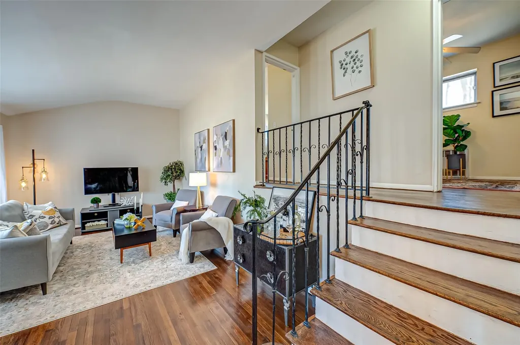 1555 Potter Boulevard Bay Shore NY 11706