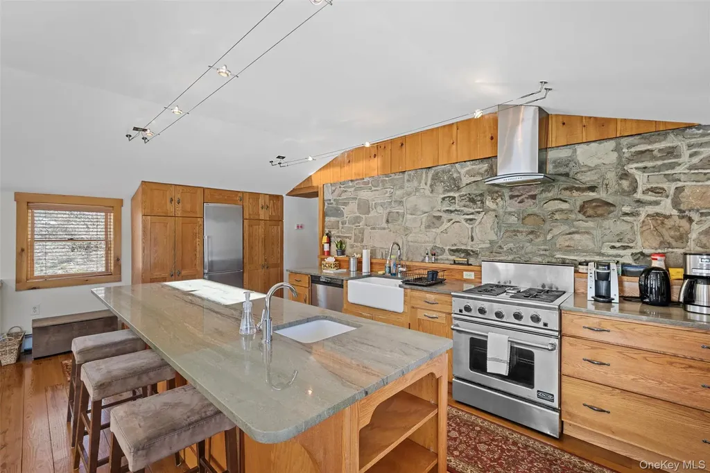 100 Pleasant Hill Road New Windsor NY 12553
