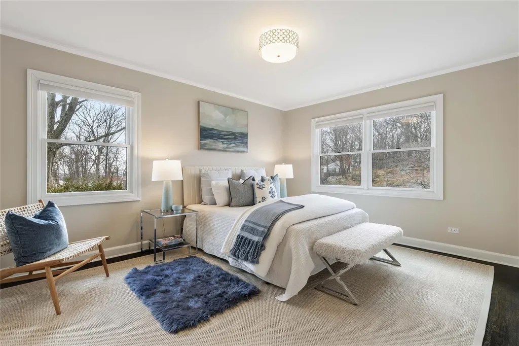 17 Hook Road Rye NY 10580
