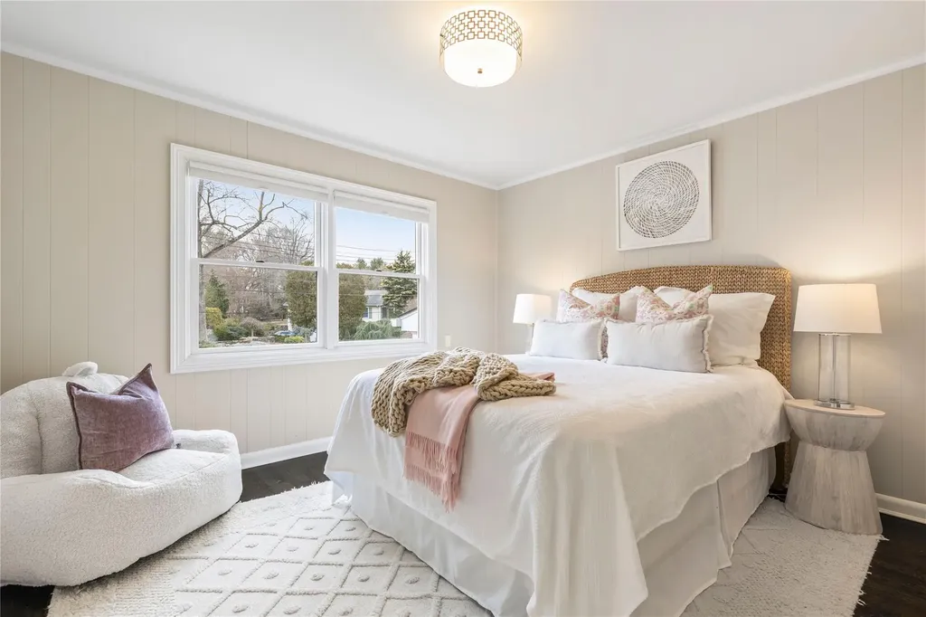 17 Hook Road Rye NY 10580