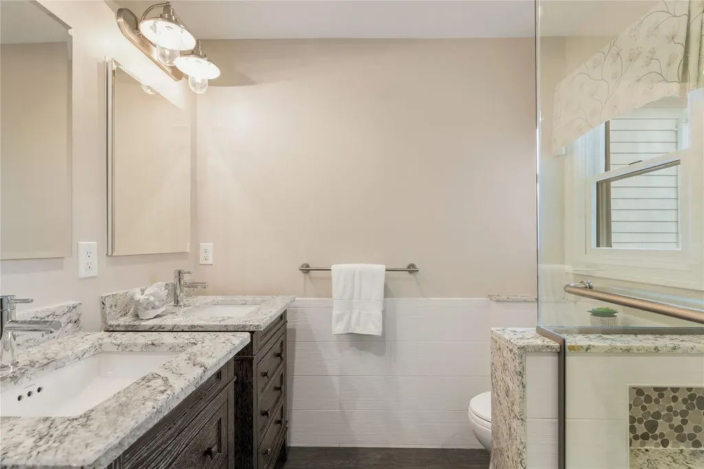 17 Hook Road Rye NY 10580