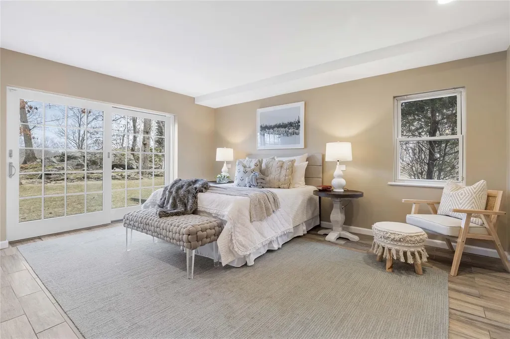 17 Hook Road Rye NY 10580
