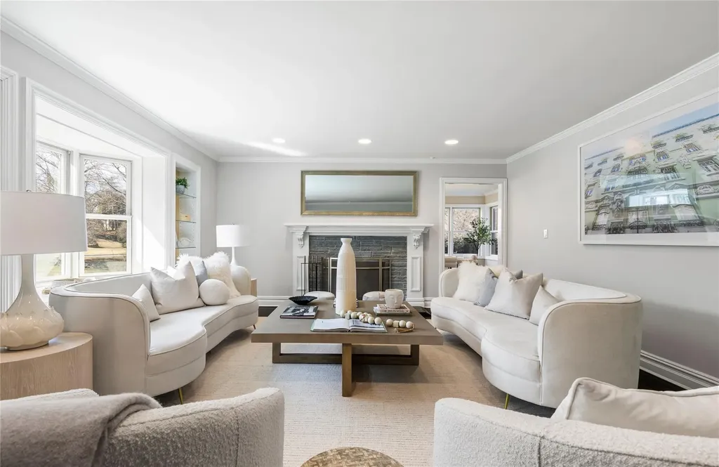 17 Hook Road Rye NY 10580