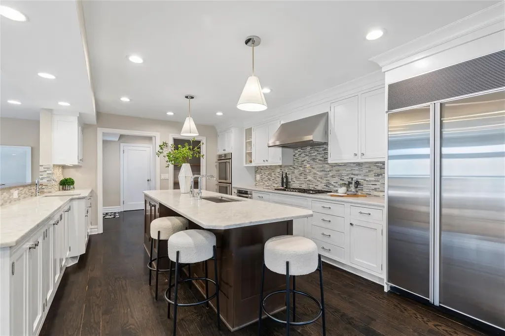 17 Hook Road Rye NY 10580