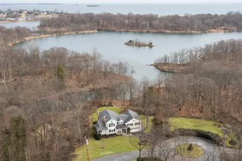 17 Hook Road Rye NY 10580