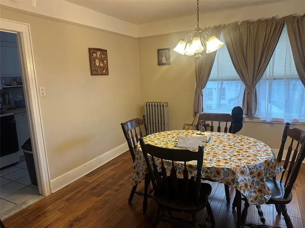 7807 74th Street Glendale NY 11385