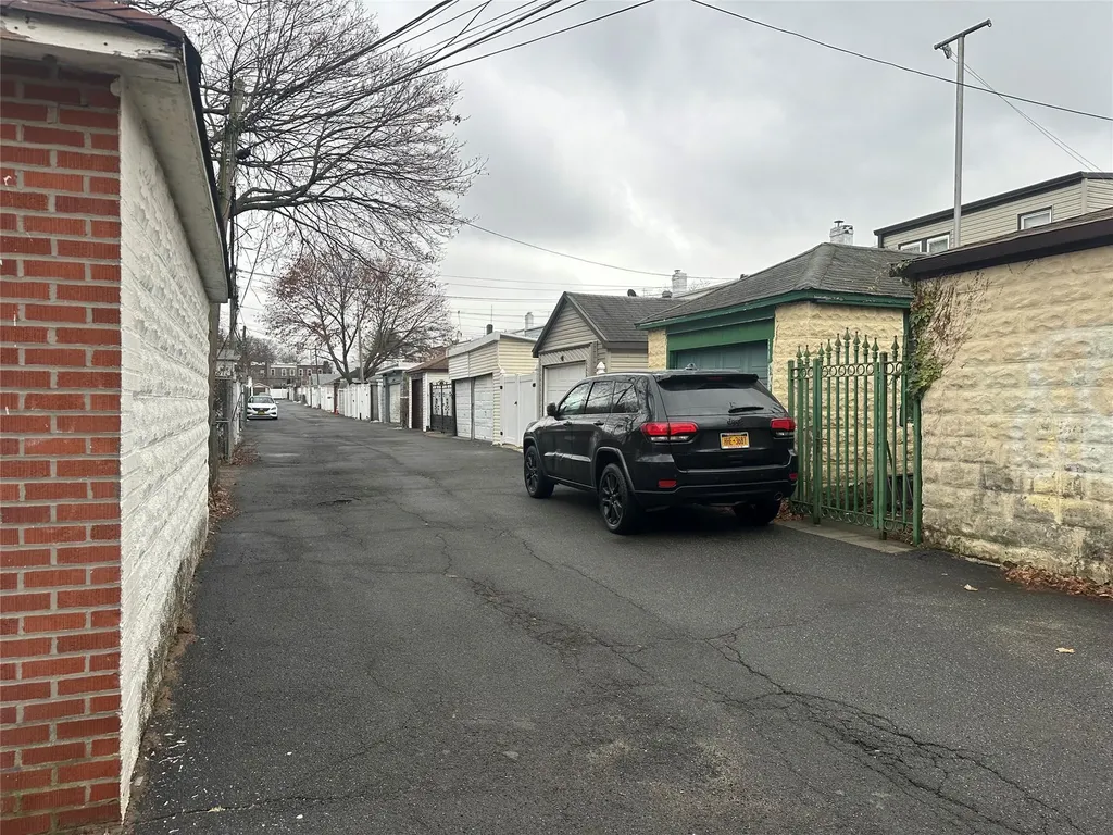7807 74th Street Glendale NY 11385