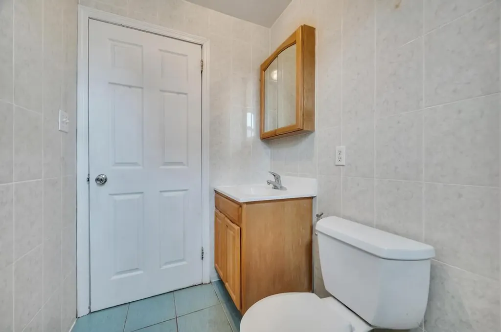 216 E 9th Street Brooklyn NY 11218