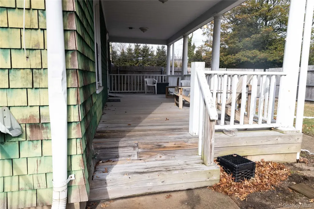2 Old Cedar Swamp Road Jericho NY 11753