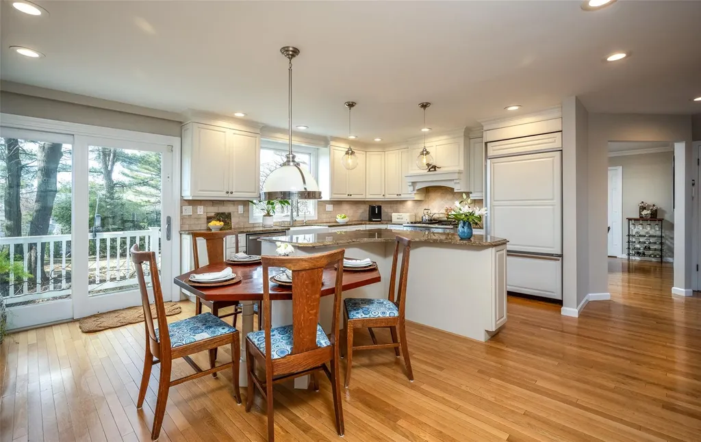 8 Barbara Lane Irvington NY 10533
