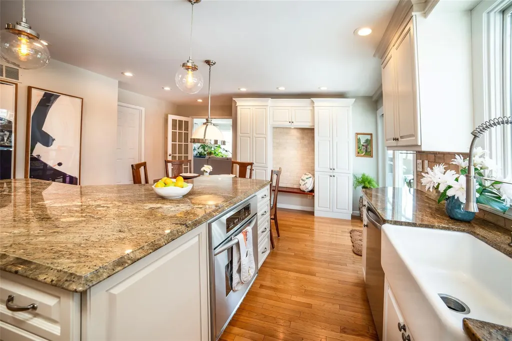 8 Barbara Lane Irvington NY 10533