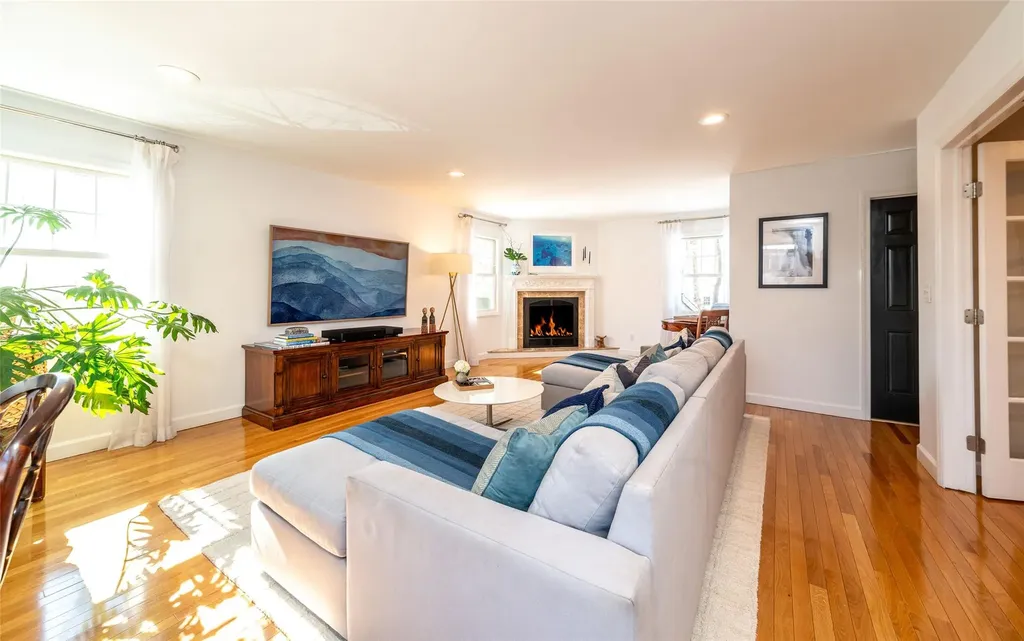 8 Barbara Lane Irvington NY 10533