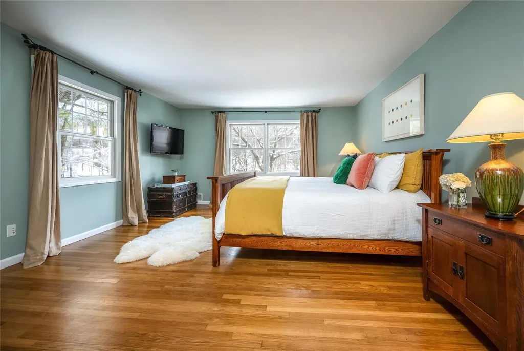 8 Barbara Lane Irvington NY 10533