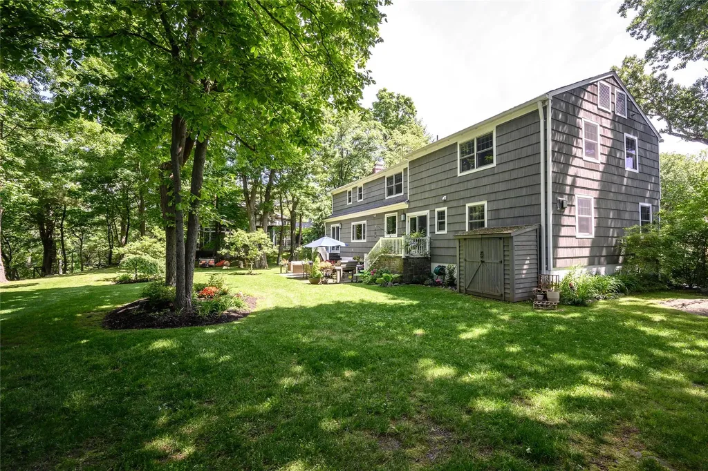 8 Barbara Lane Irvington NY 10533