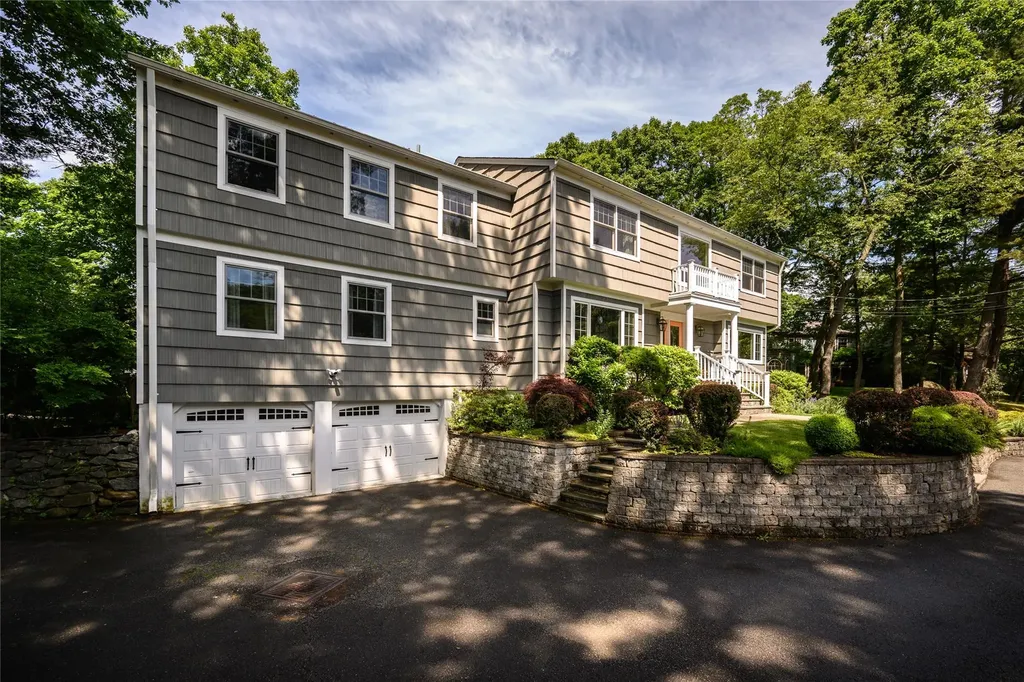 8 Barbara Lane Irvington NY 10533