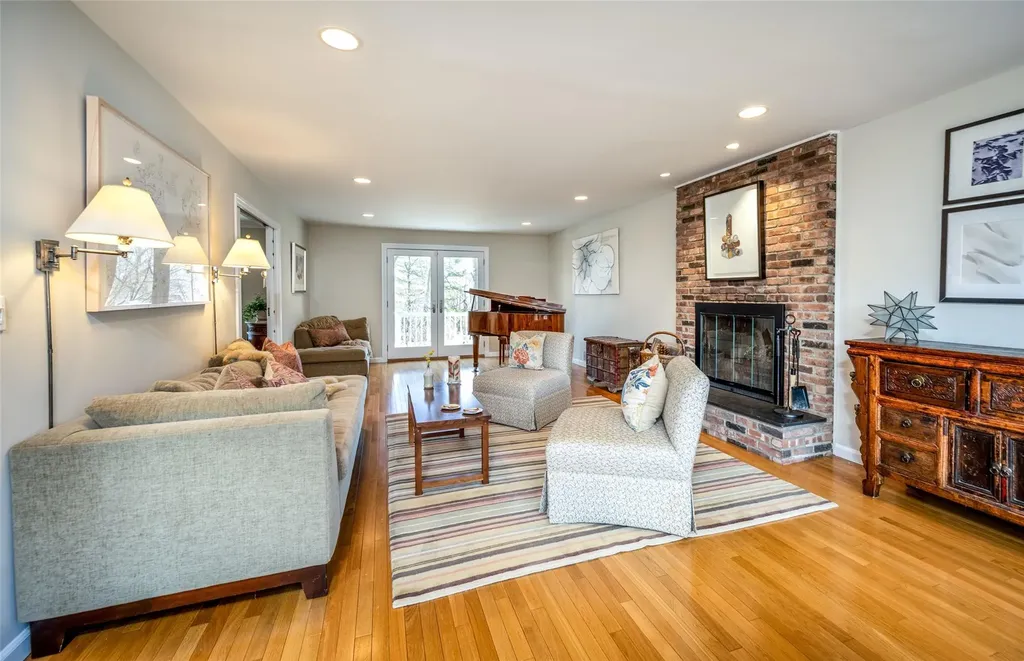 8 Barbara Lane Irvington NY 10533