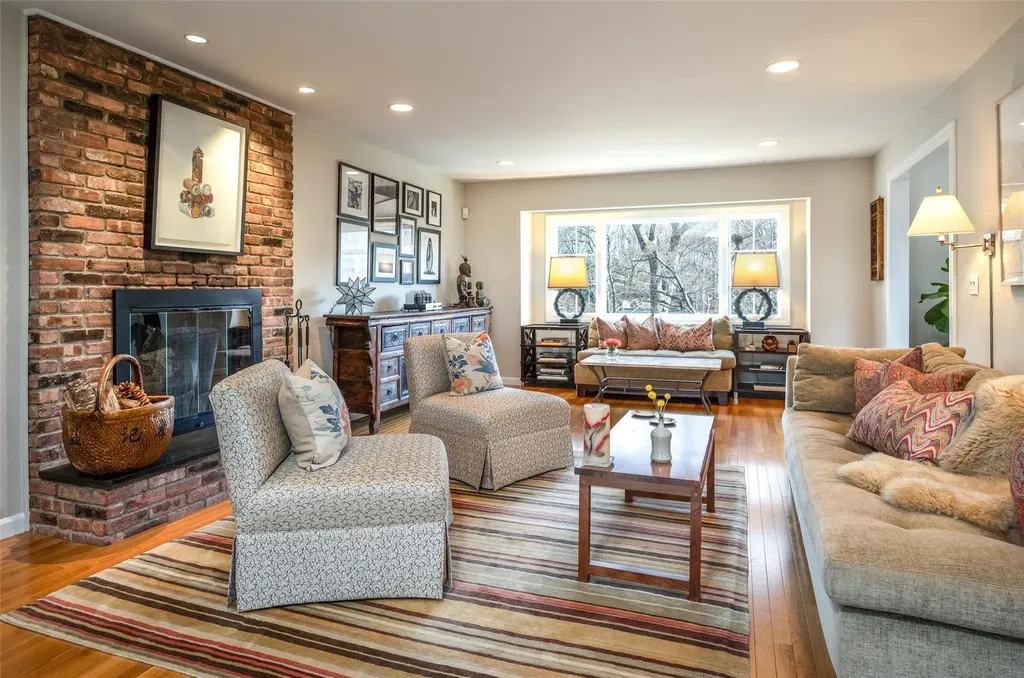 8 Barbara Lane Irvington NY 10533