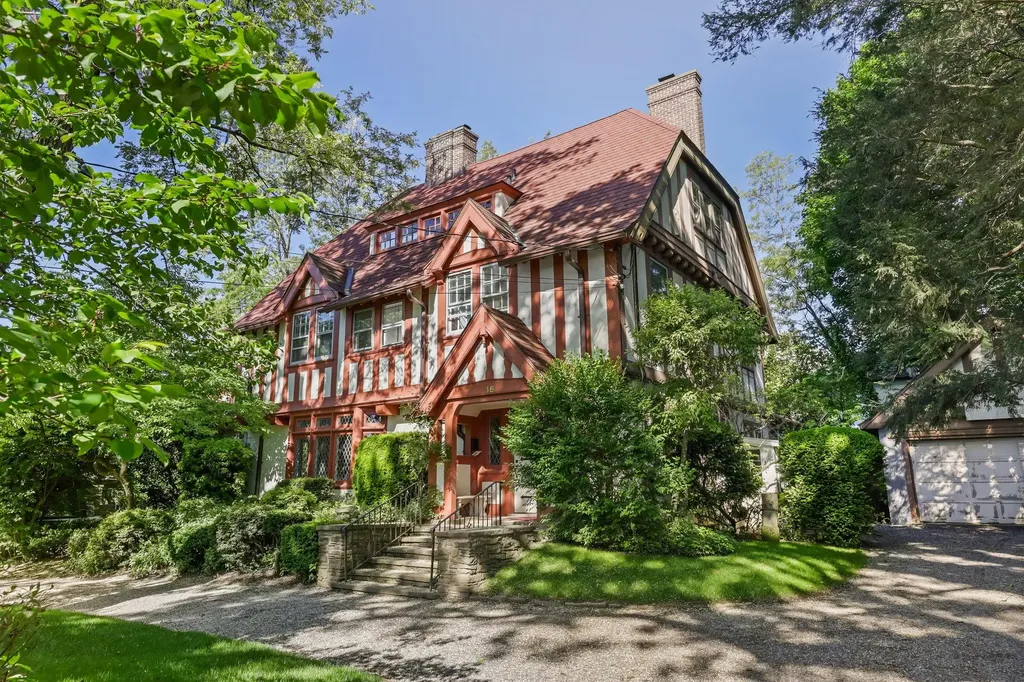 16 Ridge Road Bronxville NY 10708