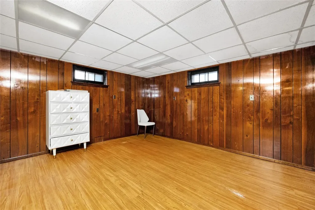 7564 184th Street Fresh Meadows NY 11366
