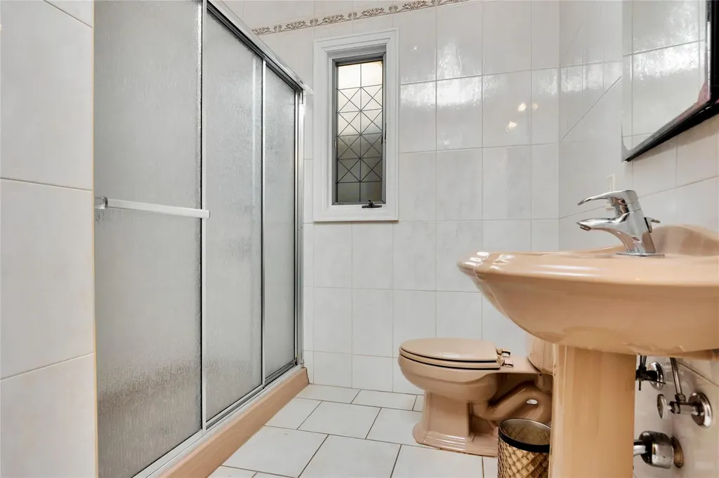 7564 184th Street Fresh Meadows NY 11366